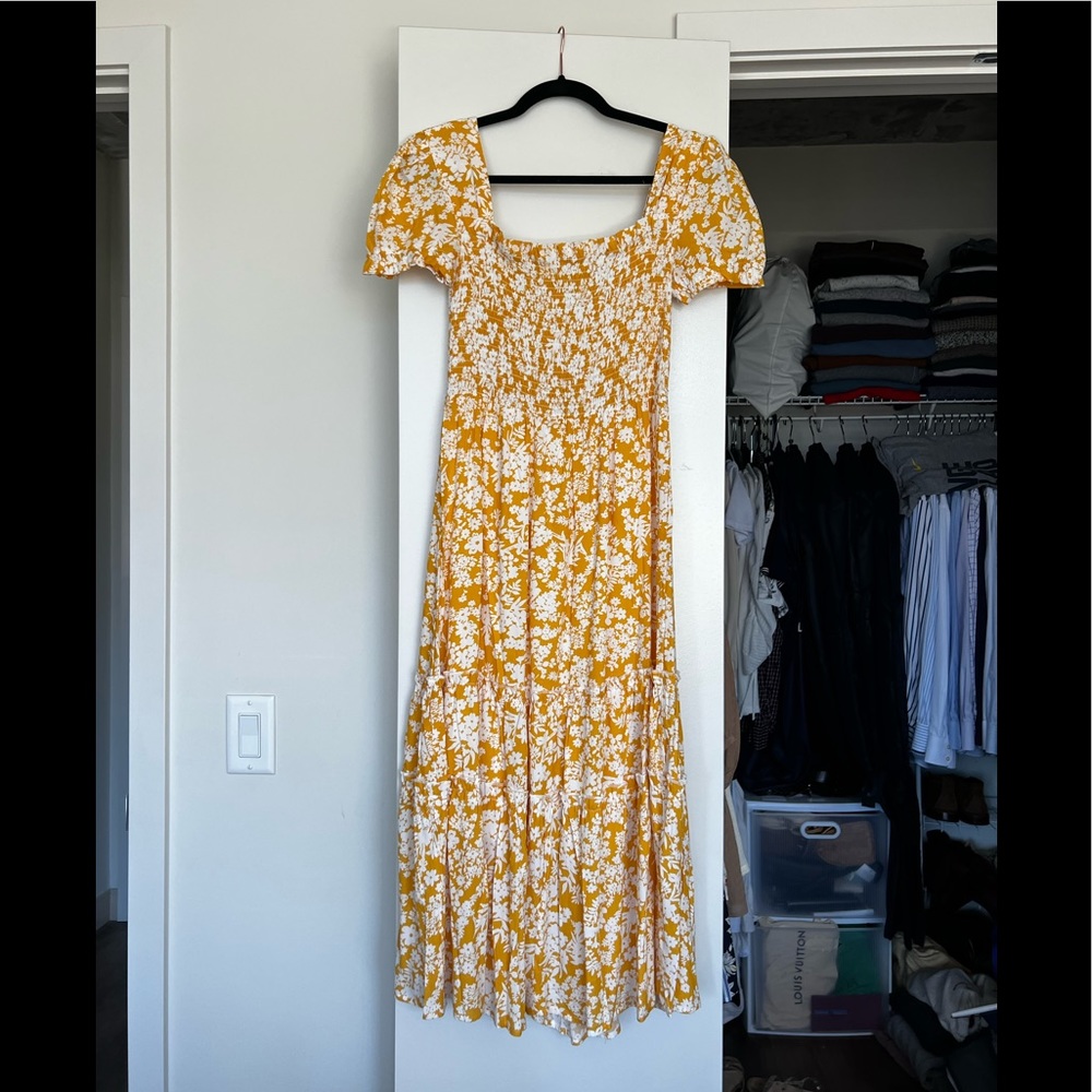 Pink Lily Yellow Pleated Sundress with Puff Sleeves